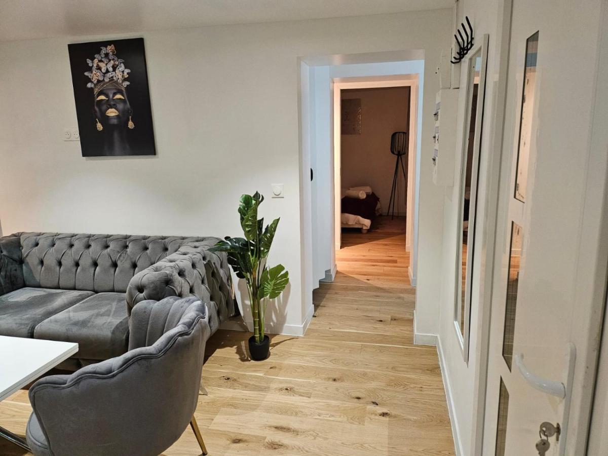 Chez Angela Appartement Avec Terrasse Bbq Et Jacuzzi Fresnes-Sur-Marne Exterior photo